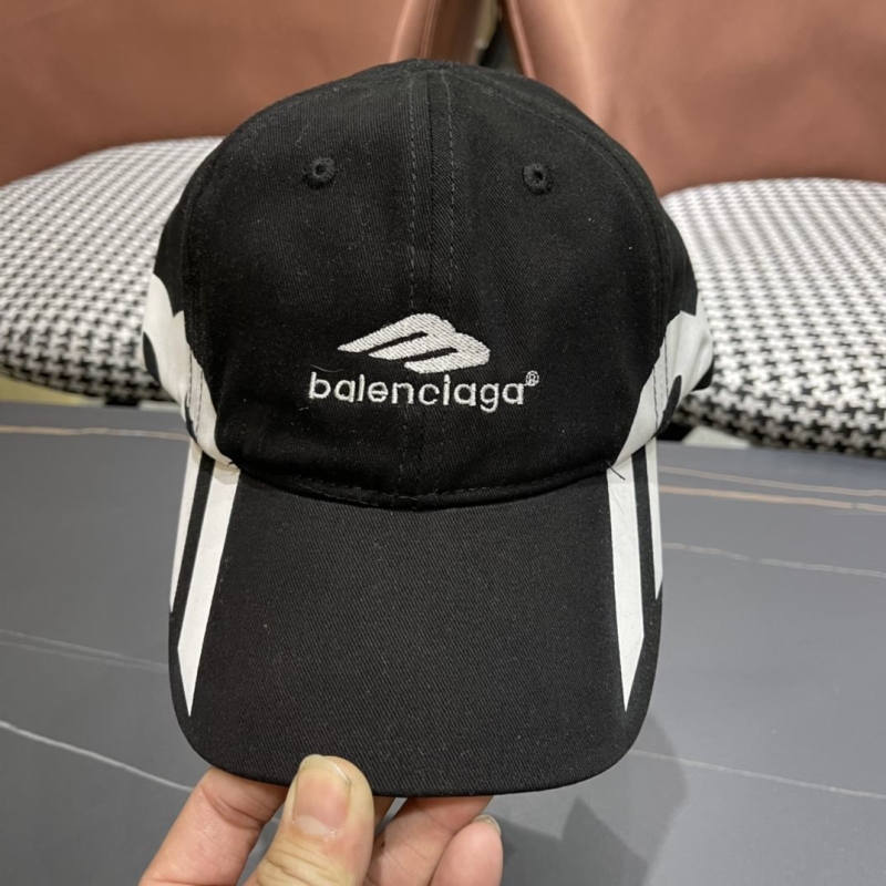 BALENCIAGA